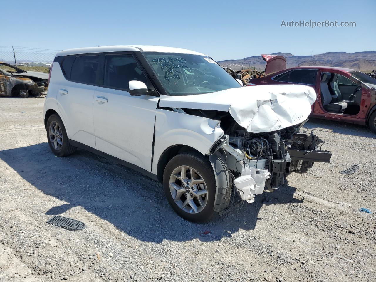 2022 Kia Soul Lx White vin: KNDJ23AU9N7814938