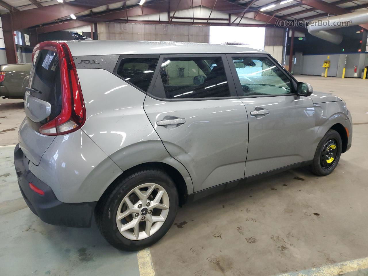 2022 Kia Soul Lx Gray vin: KNDJ23AU9N7824109