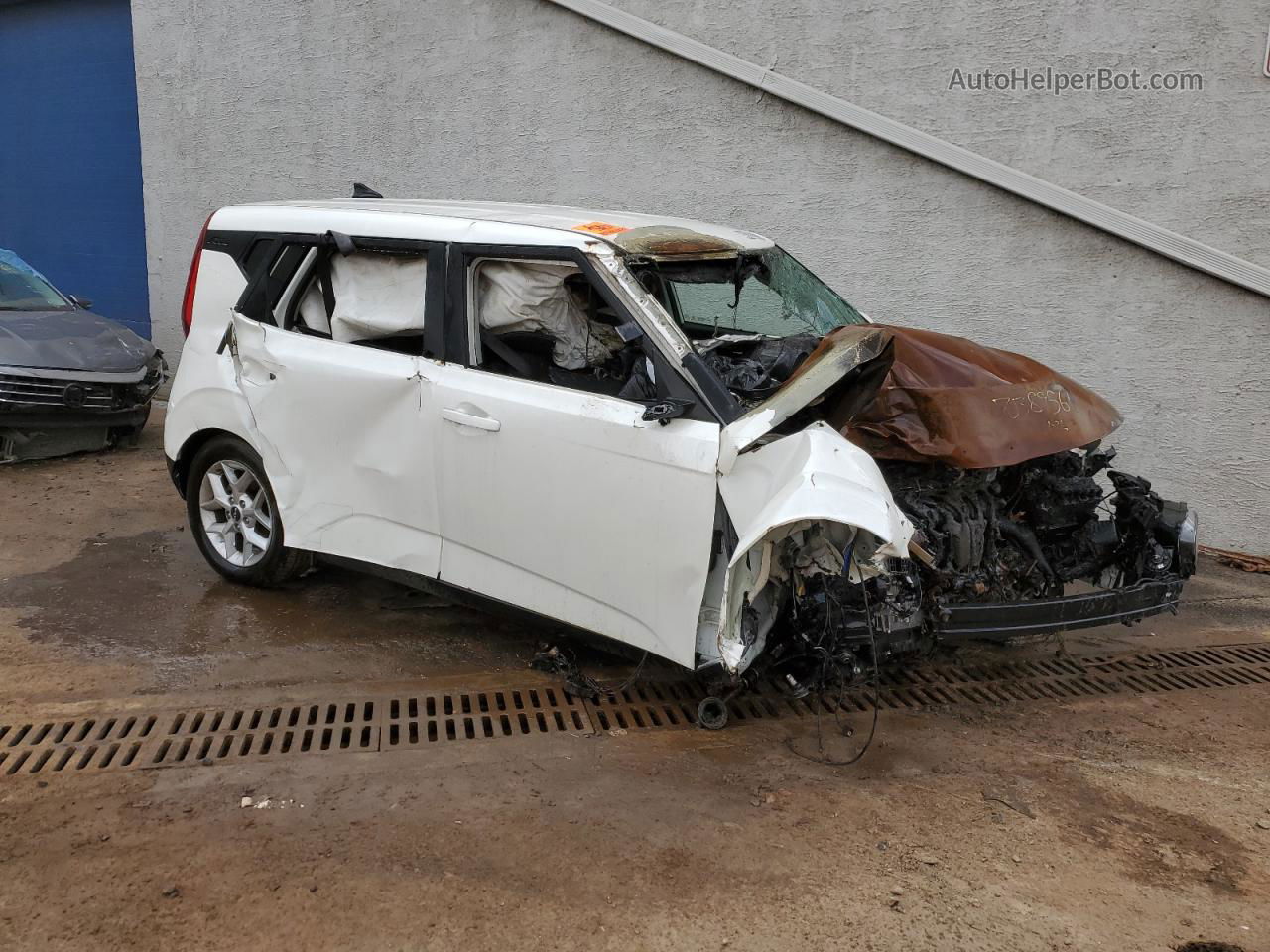 2022 Kia Soul Lx White vin: KNDJ23AU9N7833621