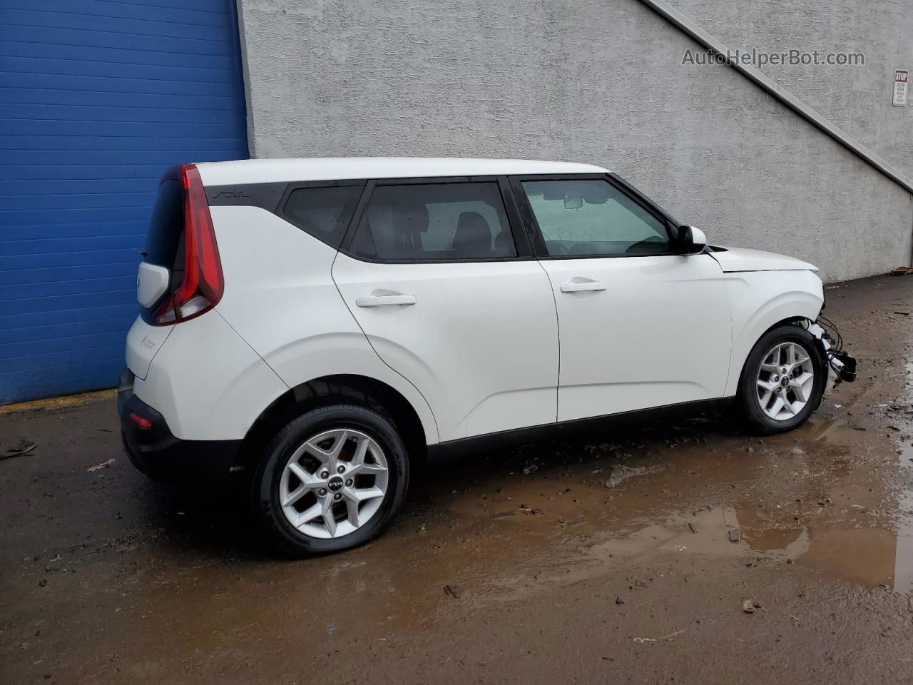 2022 Kia Soul Lx White vin: KNDJ23AUXN7827990