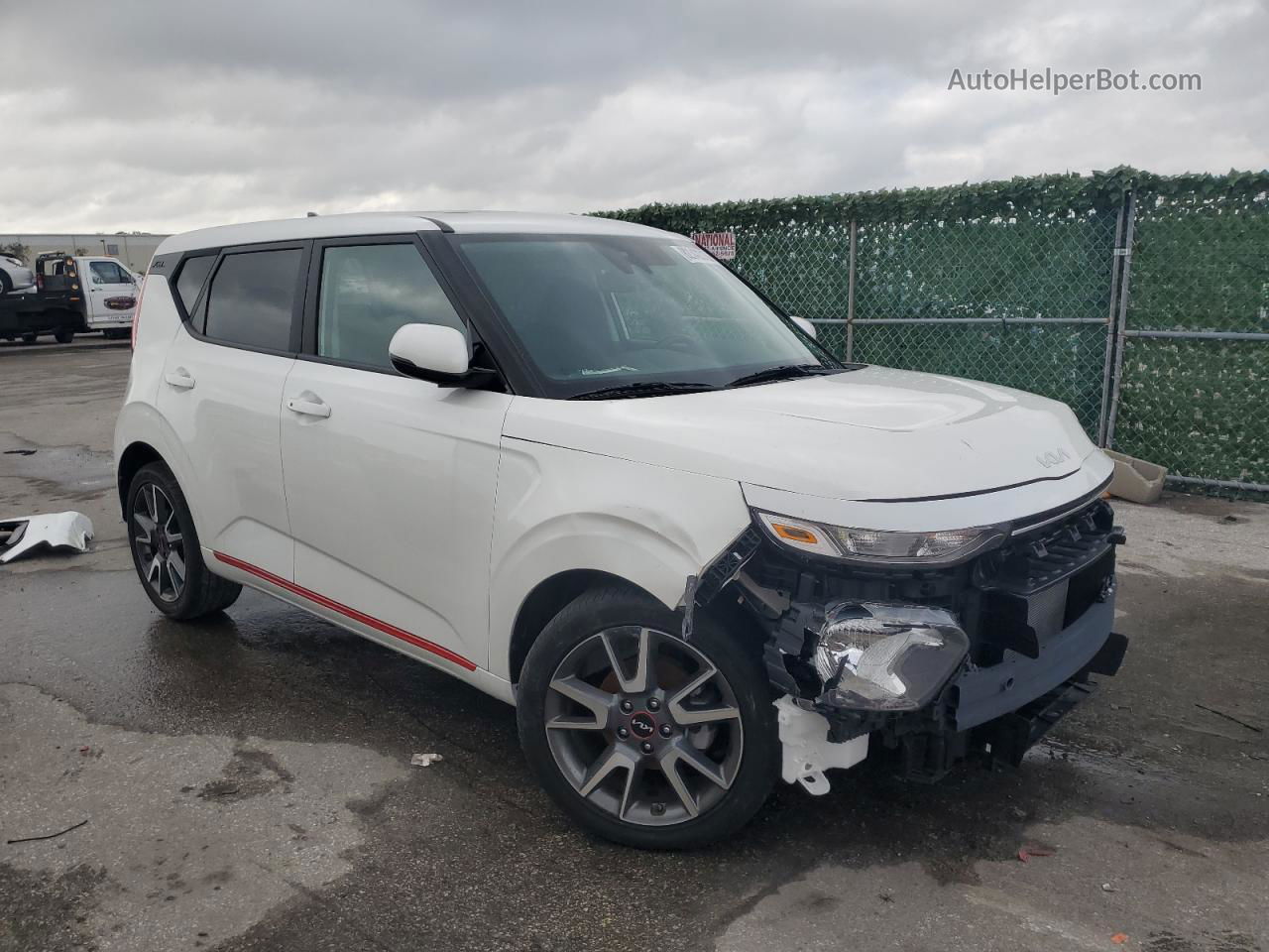 2022 Kia Soul Gt Line White vin: KNDJ63AU6N7830048