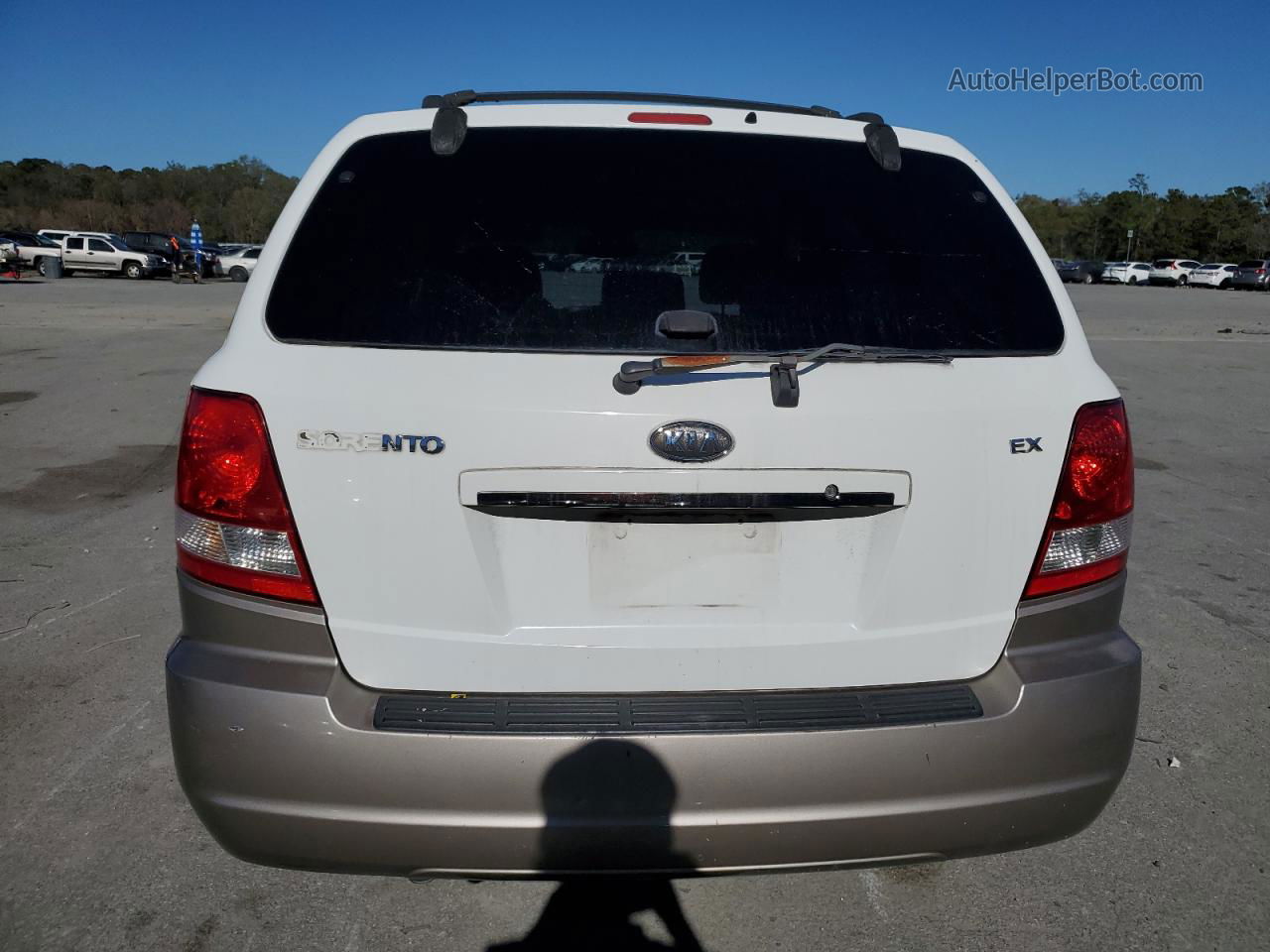 2006 Kia Sorento Ex White vin: KNDJD733665645660