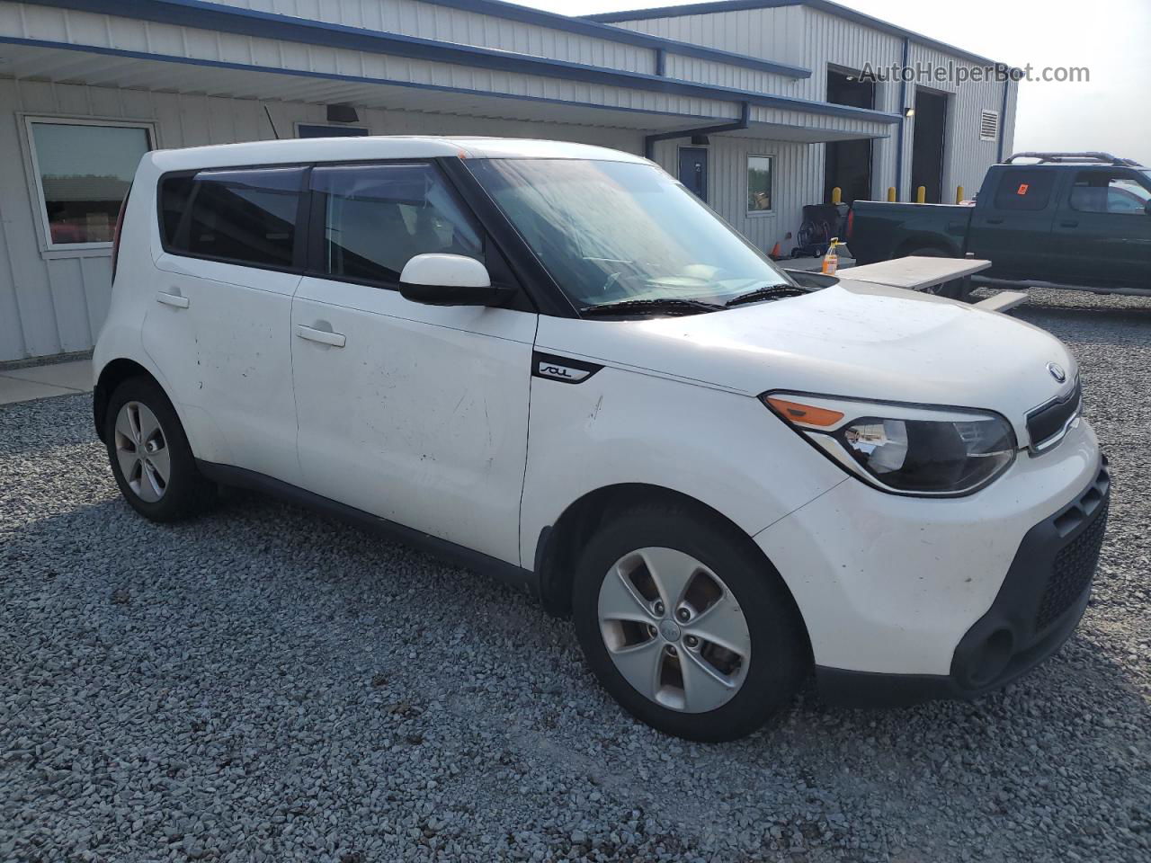 2016 Kia Soul  White vin: KNDJN2A20G7370822