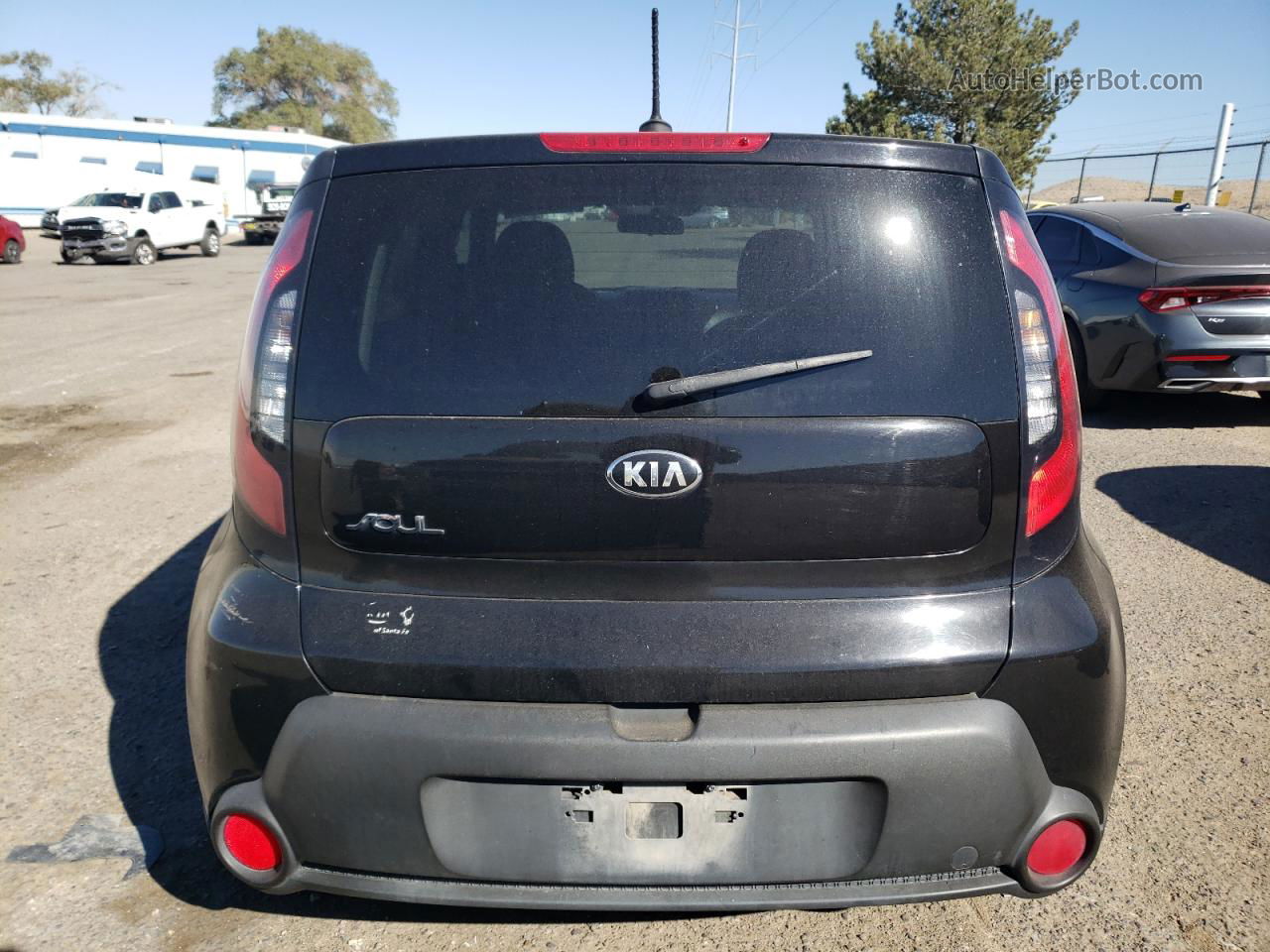 2016 Kia Soul  Черный vin: KNDJN2A20G7383926