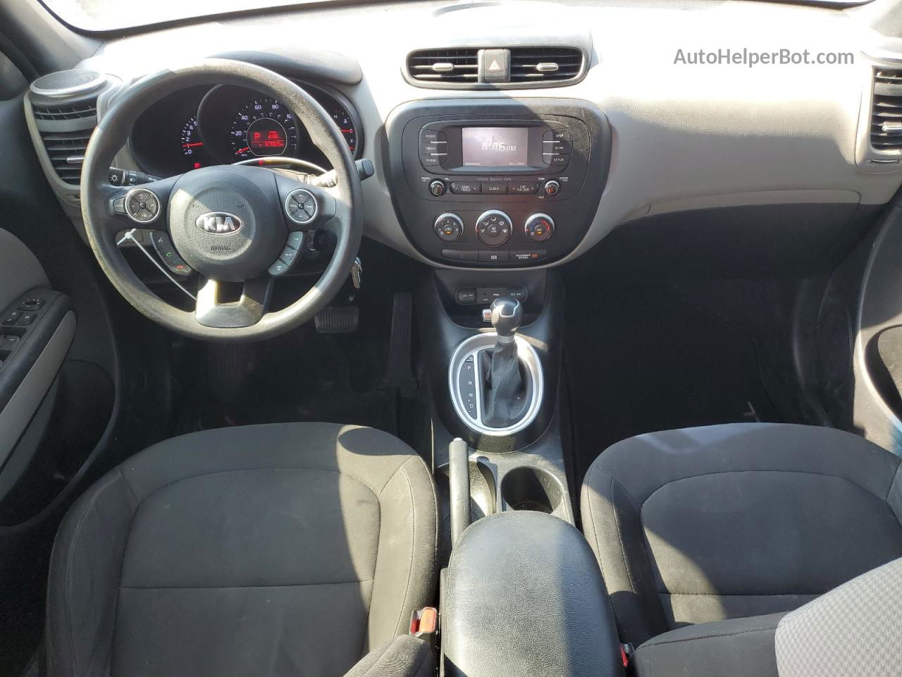 2016 Kia Soul  Серебряный vin: KNDJN2A20G7832487