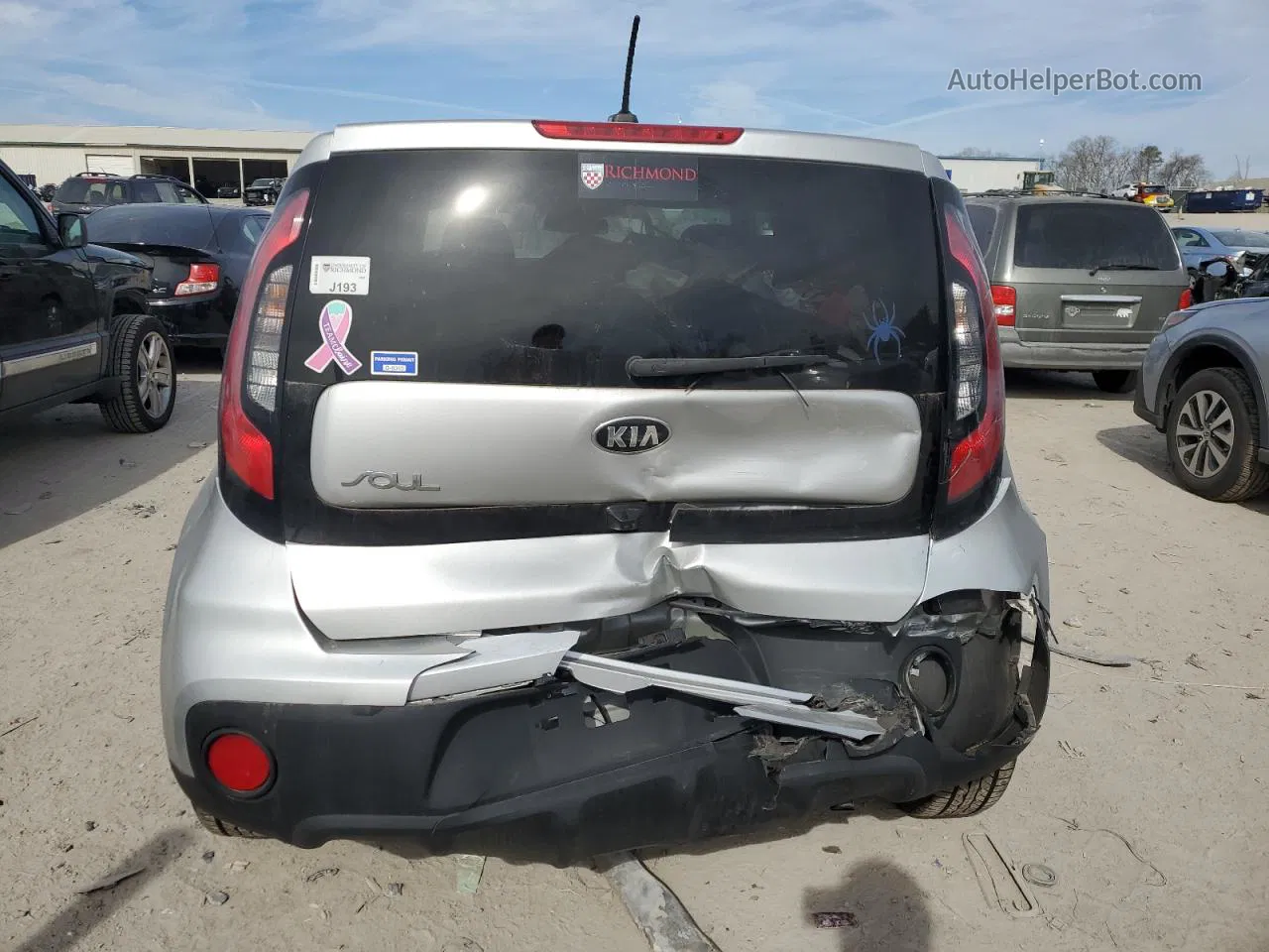 2019 Kia Soul  Silver vin: KNDJN2A20K7003069