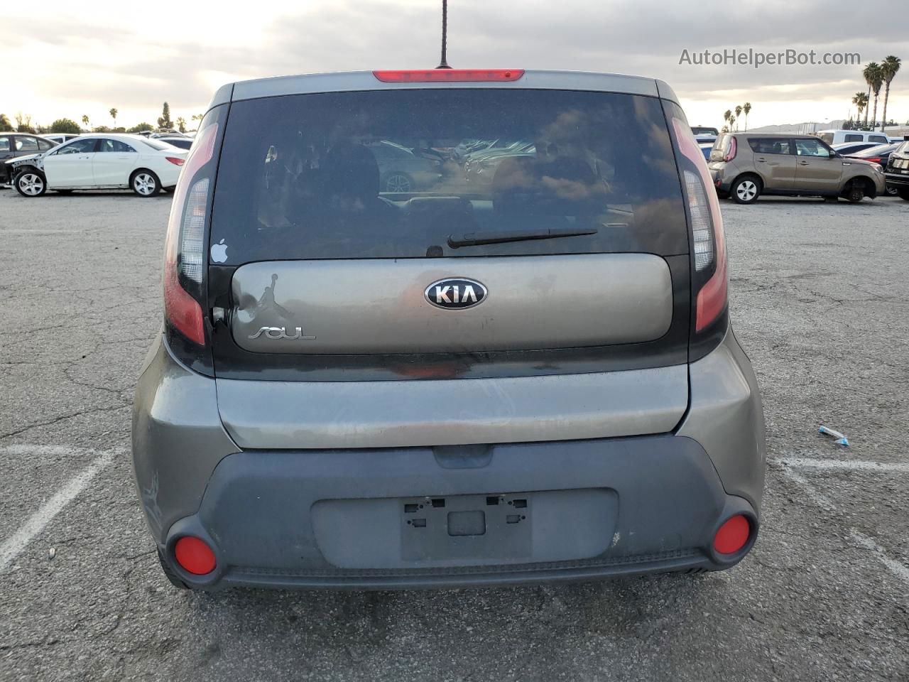 2016 Kia Soul  Серый vin: KNDJN2A21G7263679