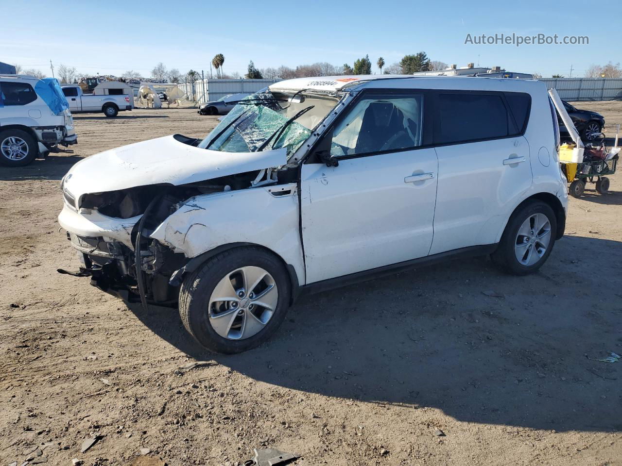 2016 Kia Soul  White vin: KNDJN2A21G7328322