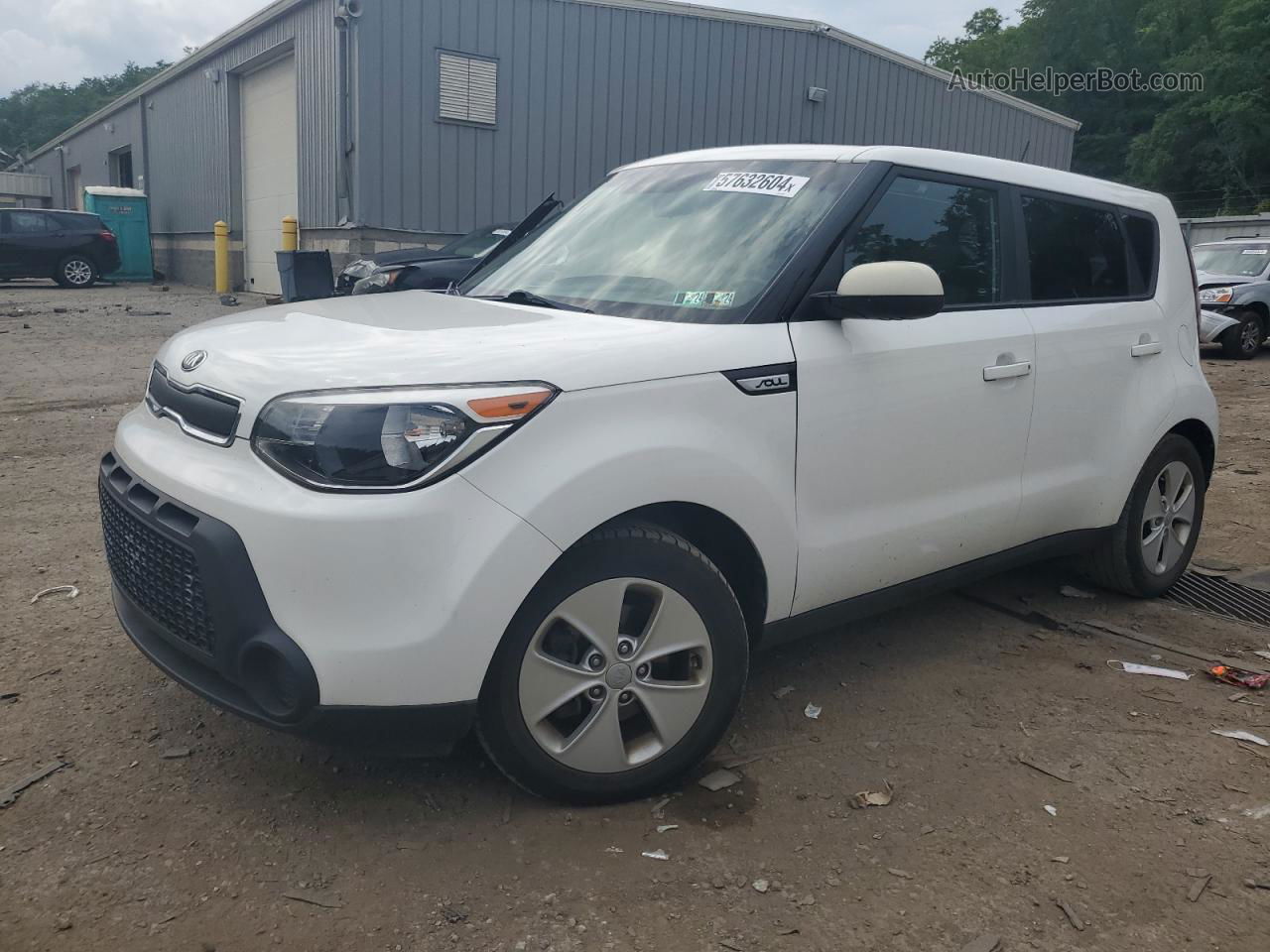 2016 Kia Soul  White vin: KNDJN2A21G7408381