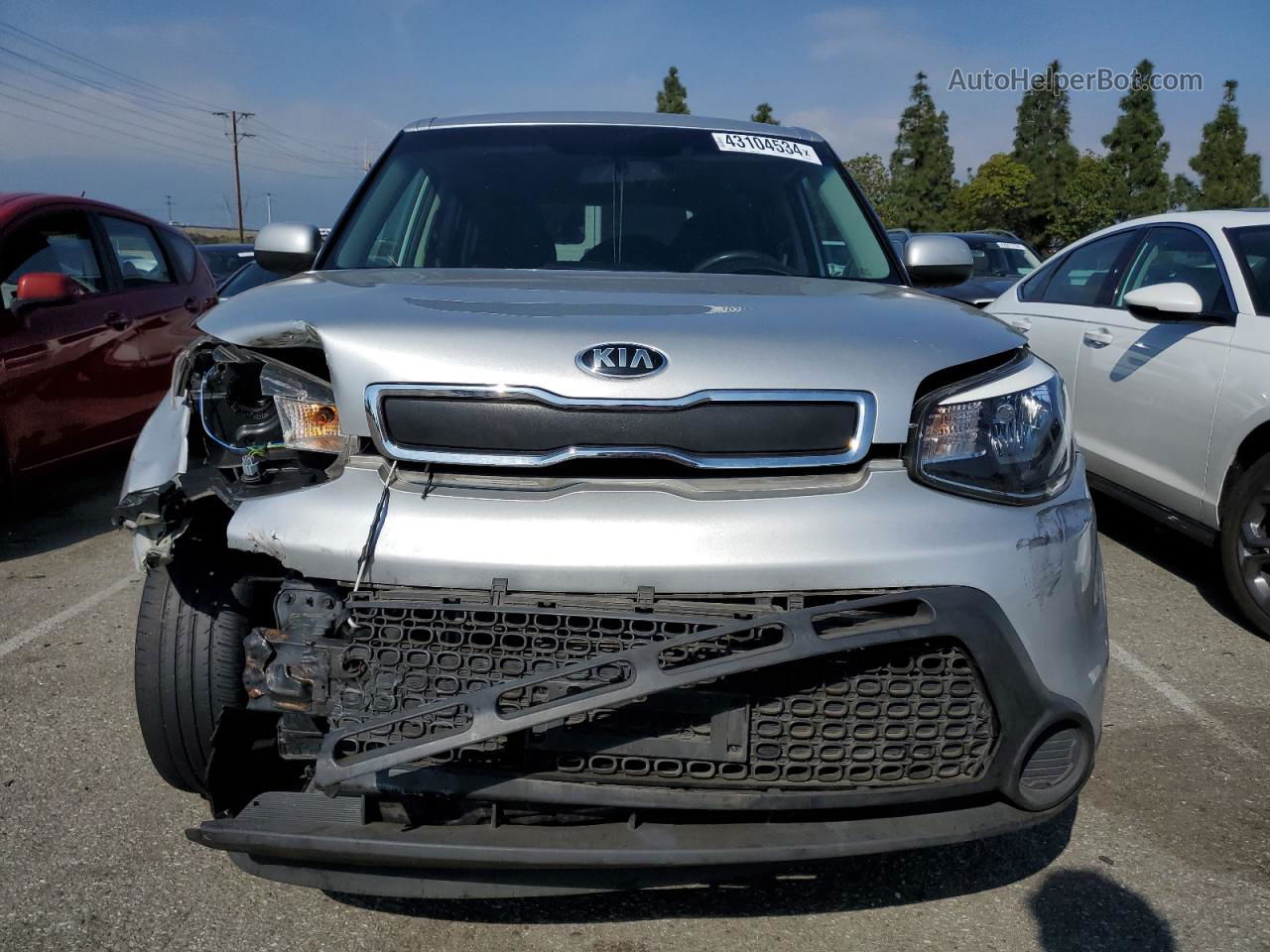 2016 Kia Soul  Серебряный vin: KNDJN2A21G7864039