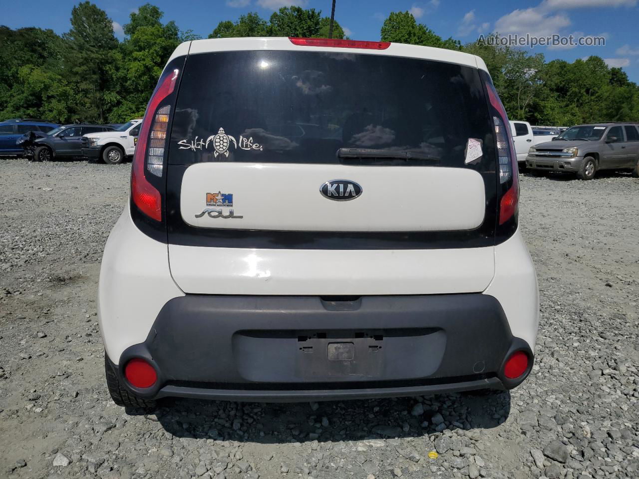 2016 Kia Soul  White vin: KNDJN2A22G7339233