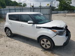 2016 Kia Soul  Белый vin: KNDJN2A22G7361930