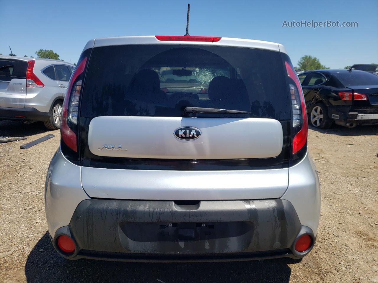 2016 Kia Soul  Серебряный vin: KNDJN2A22G7845077