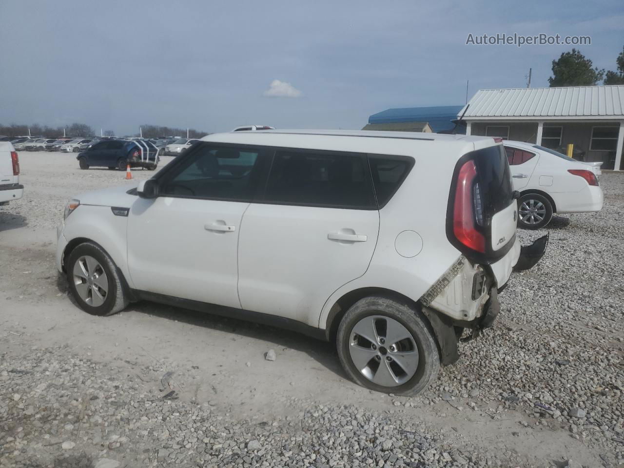 2016 Kia Soul  White vin: KNDJN2A23G7343582