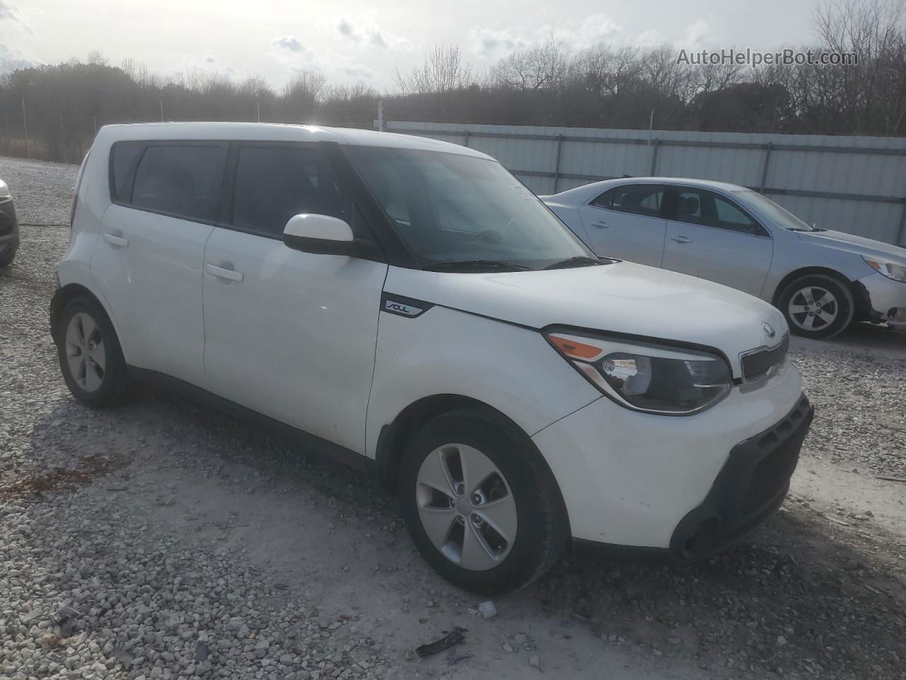 2016 Kia Soul  White vin: KNDJN2A23G7343582