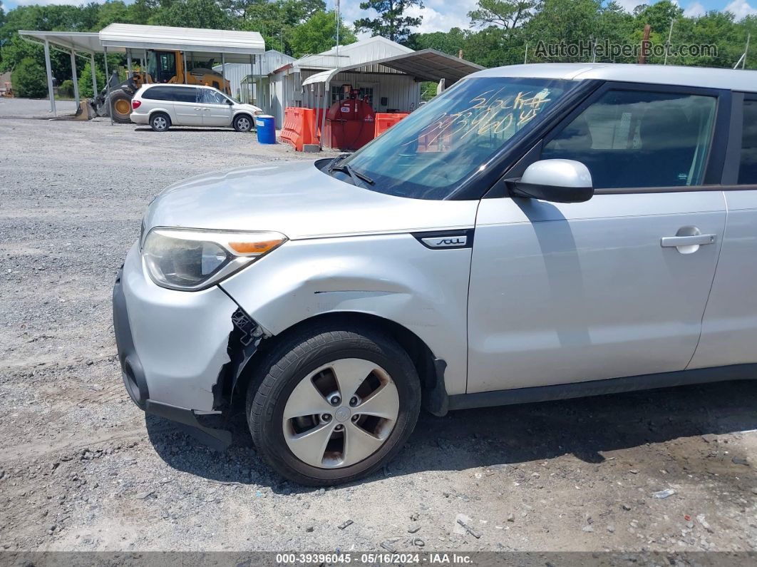 2016 Kia Soul   Silver vin: KNDJN2A23G7837764