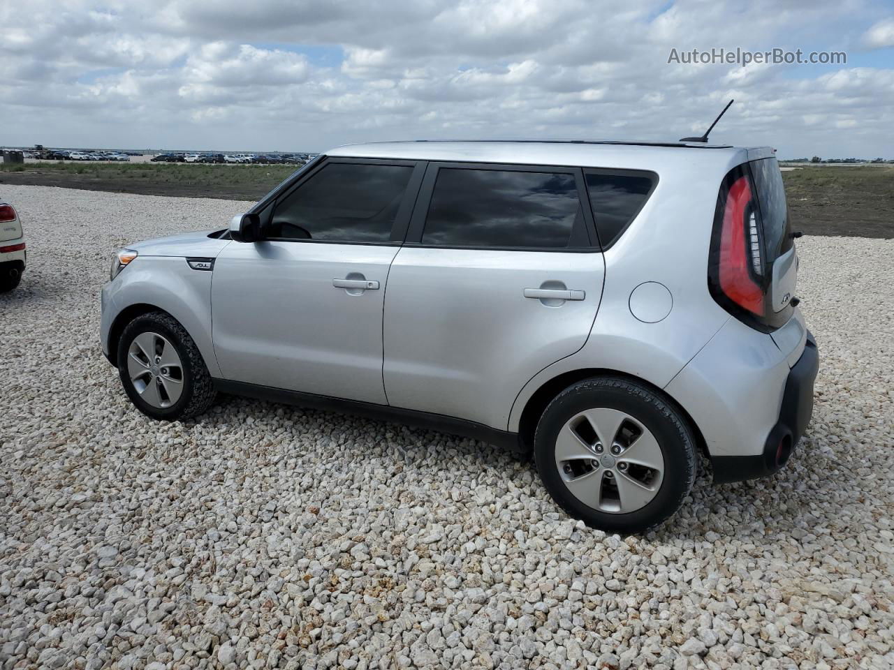 2016 Kia Soul  Серебряный vin: KNDJN2A23G7840471