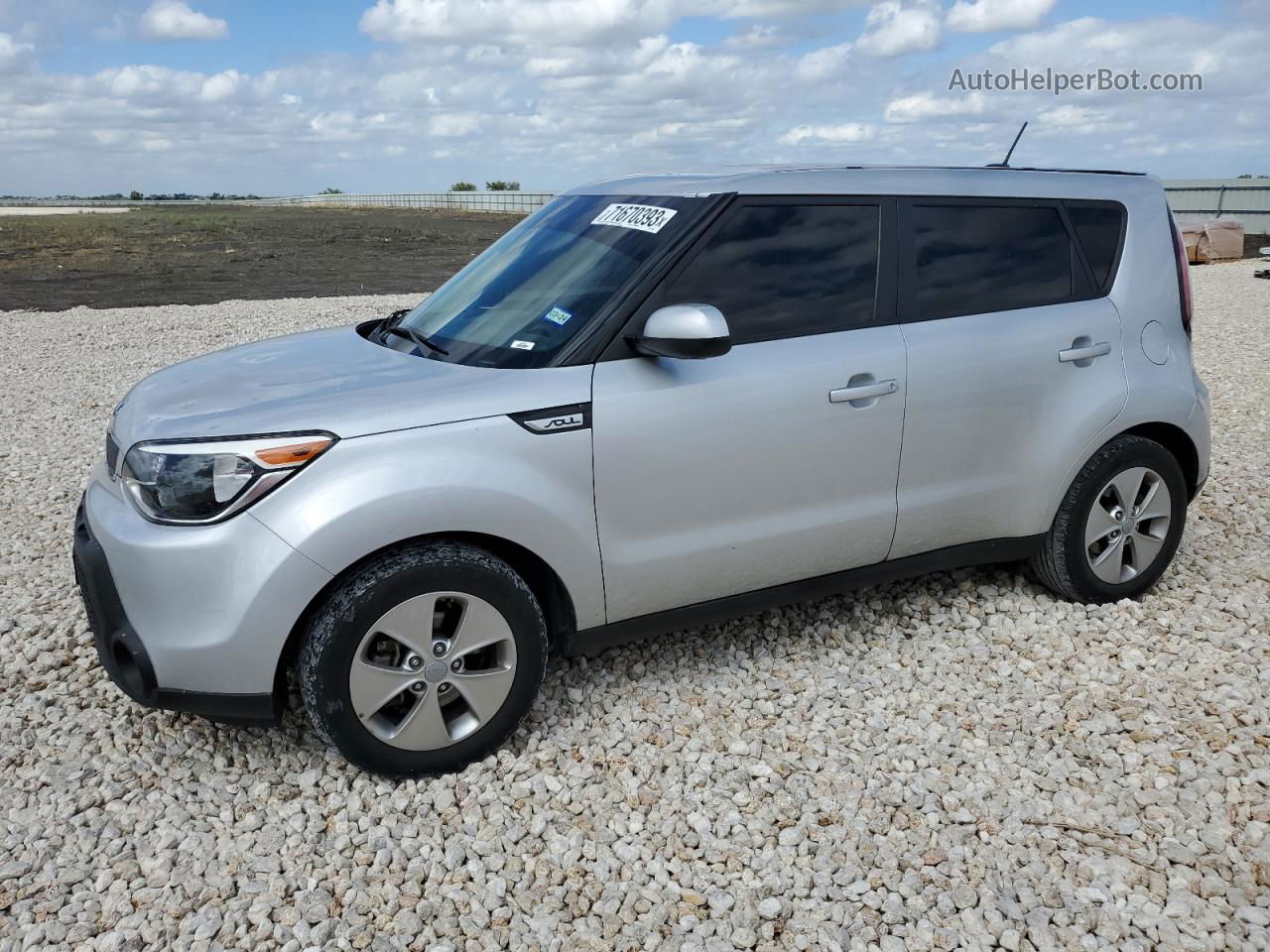 2016 Kia Soul  Silver vin: KNDJN2A23G7840471