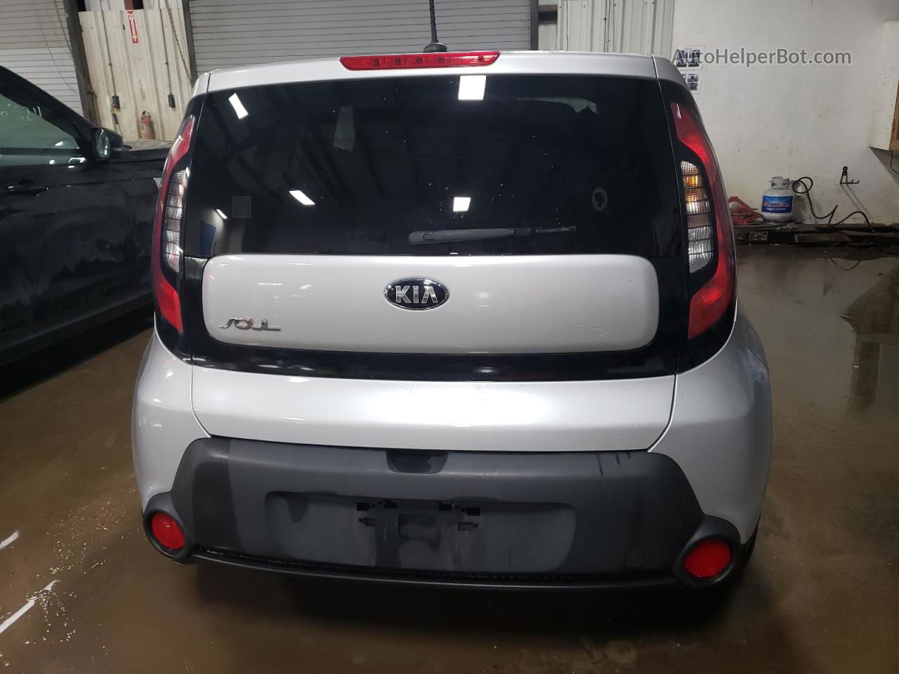 2016 Kia Soul  Silver vin: KNDJN2A23G7841975