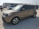 2016 Kia Soul  Желто-коричневый vin: KNDJN2A24G7299981