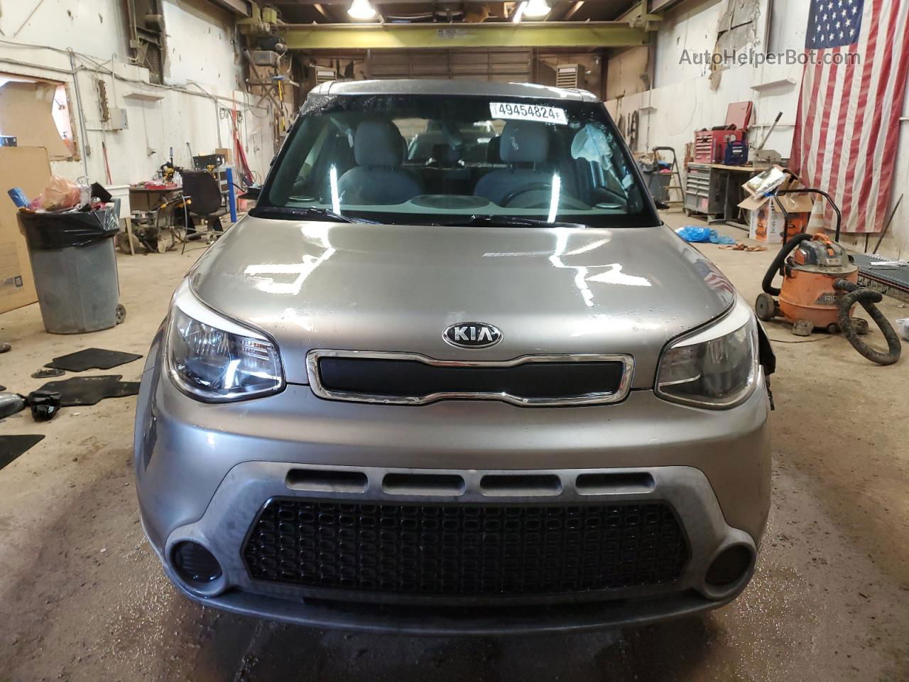 2016 Kia Soul  Серебряный vin: KNDJN2A24G7301759