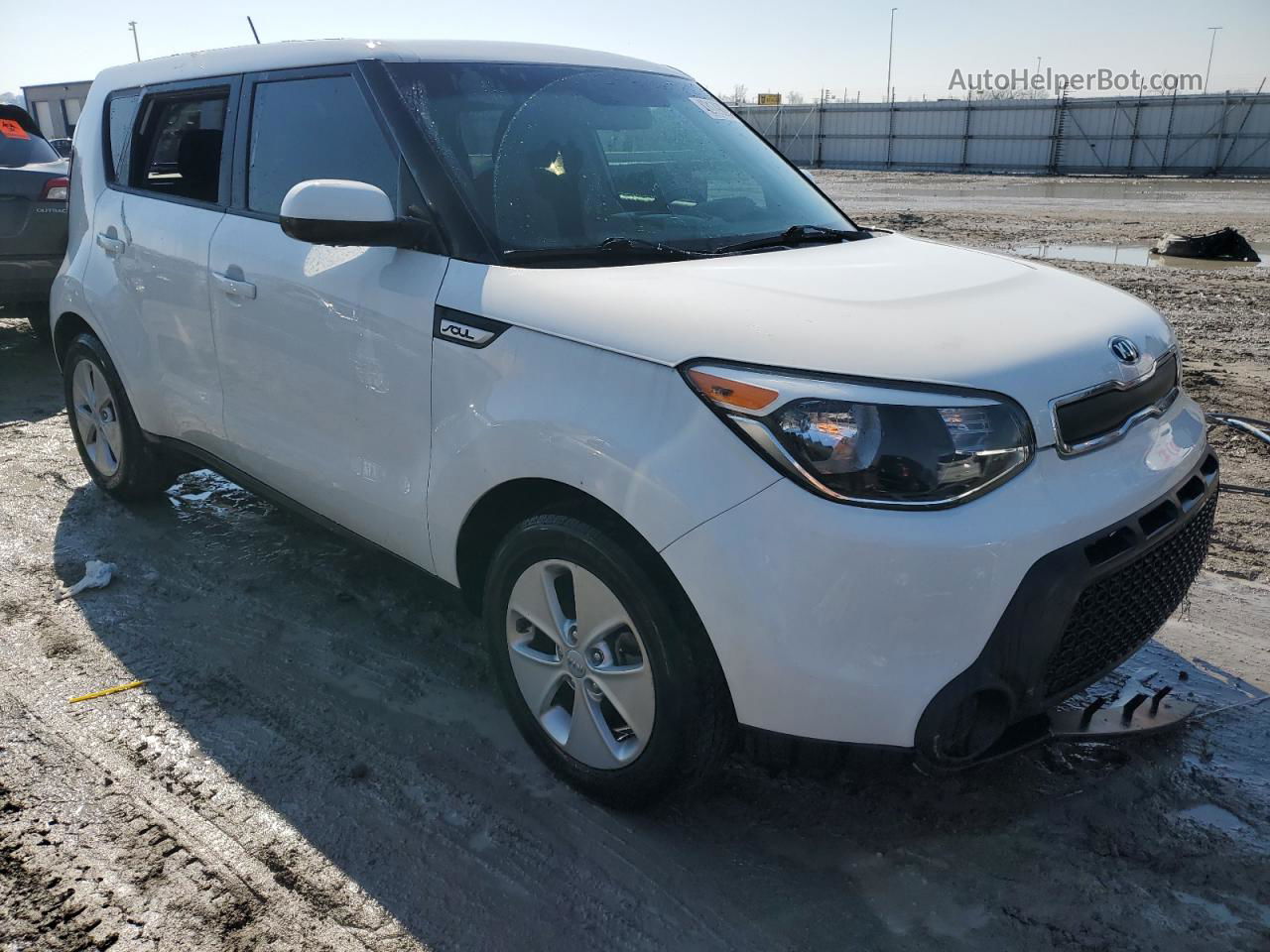 2016 Kia Soul  White vin: KNDJN2A24G7360021