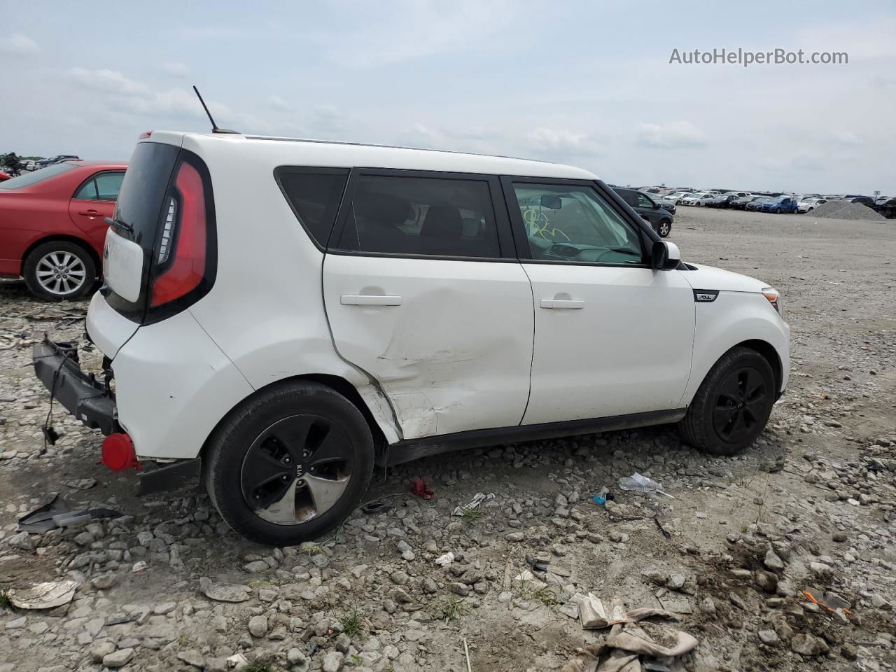 2016 Kia Soul  White vin: KNDJN2A24G7848062