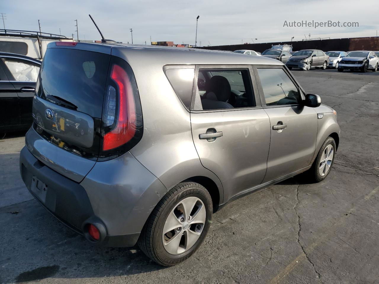 2016 Kia Soul  Серый vin: KNDJN2A25G7343325