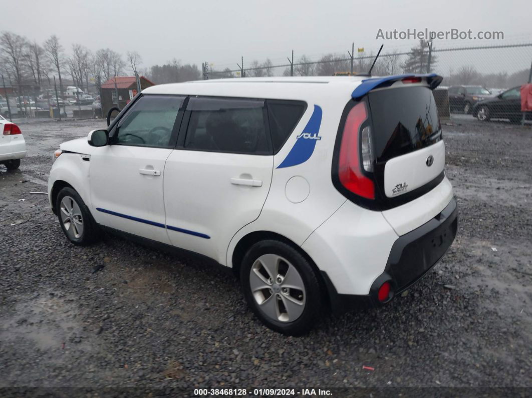 2016 Kia Soul   White vin: KNDJN2A25G7846885