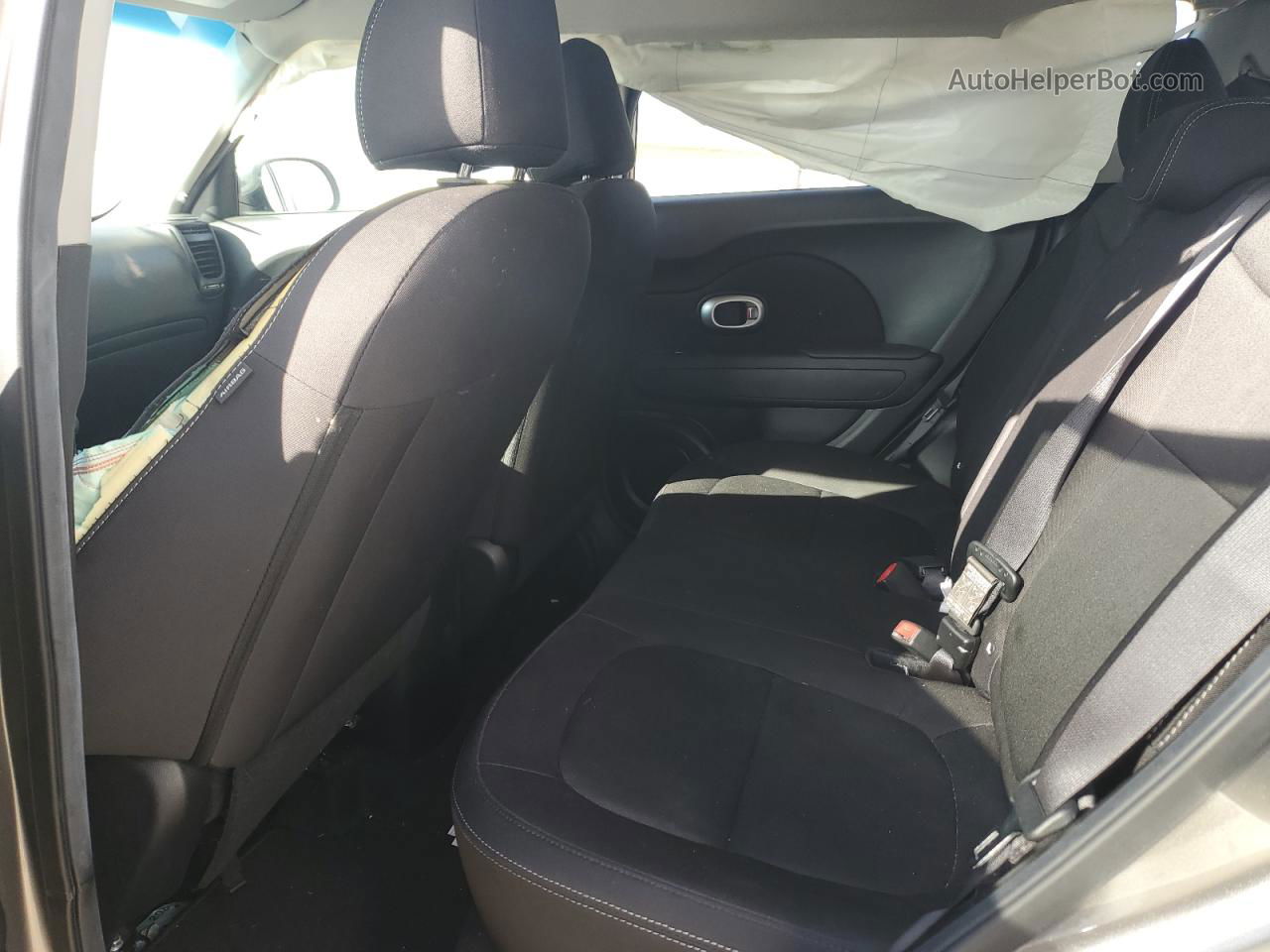 2019 Kia Soul  Gray vin: KNDJN2A25K7669568