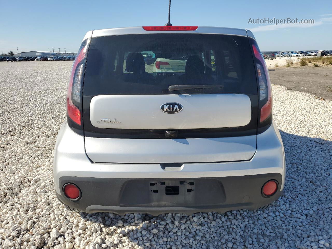 2019 Kia Soul  Silver vin: KNDJN2A25K7677394