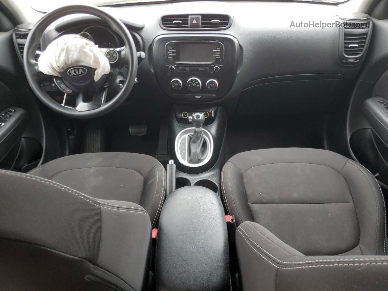 2019 Kia Soul  Green vin: KNDJN2A25K7912294