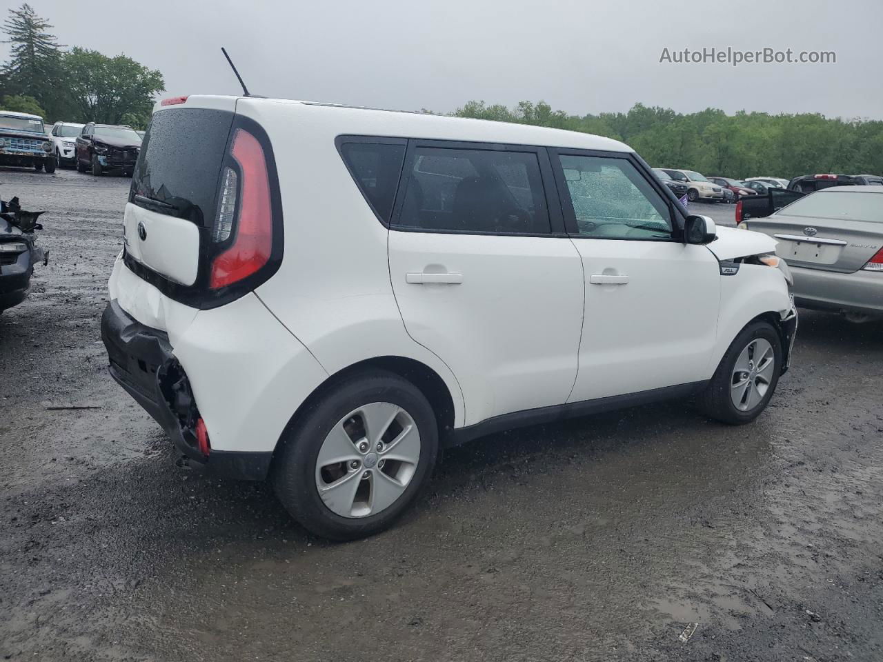 2016 Kia Soul  White vin: KNDJN2A26G7316490