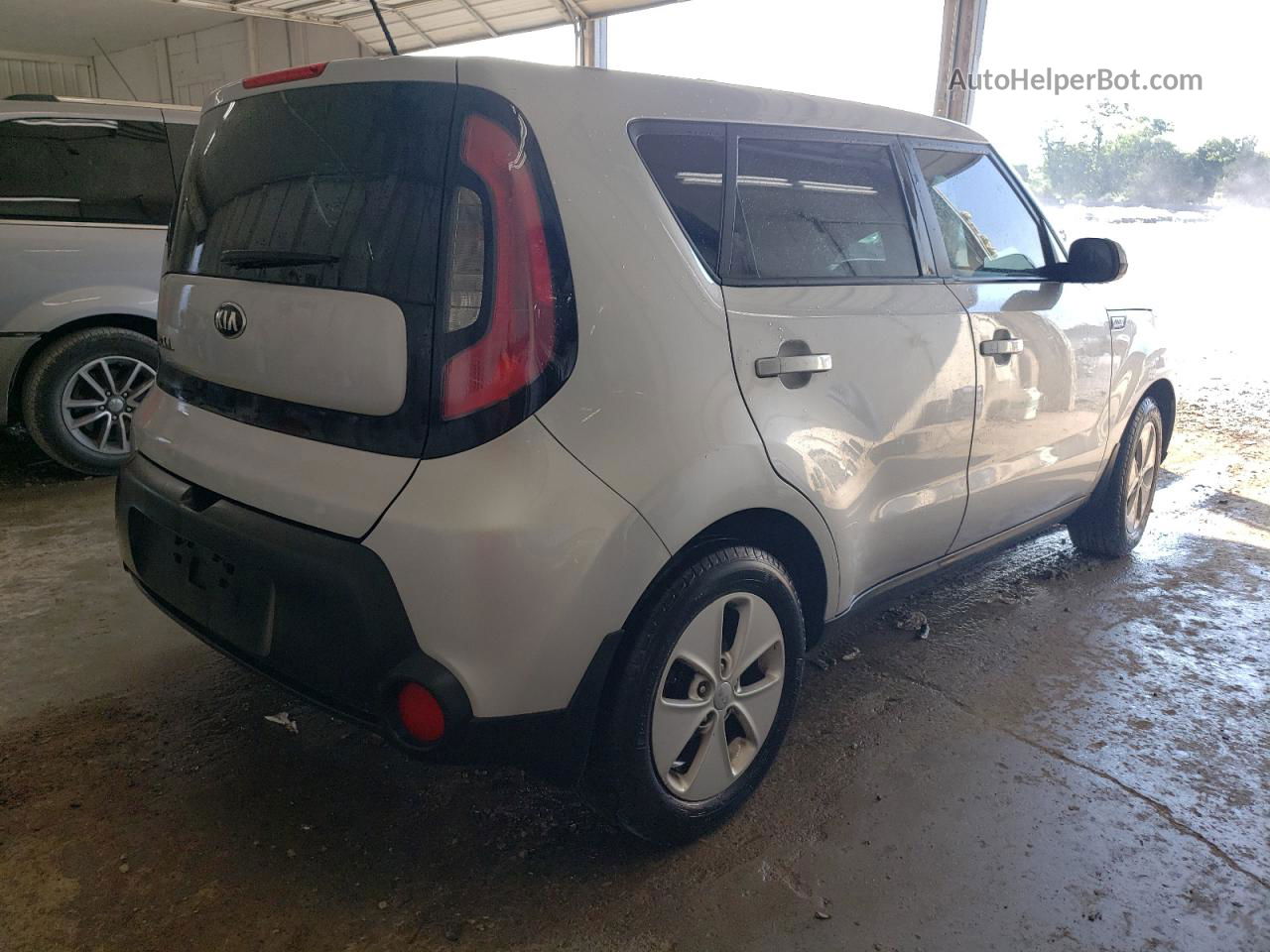 2016 Kia Soul  Silver vin: KNDJN2A26G7875229