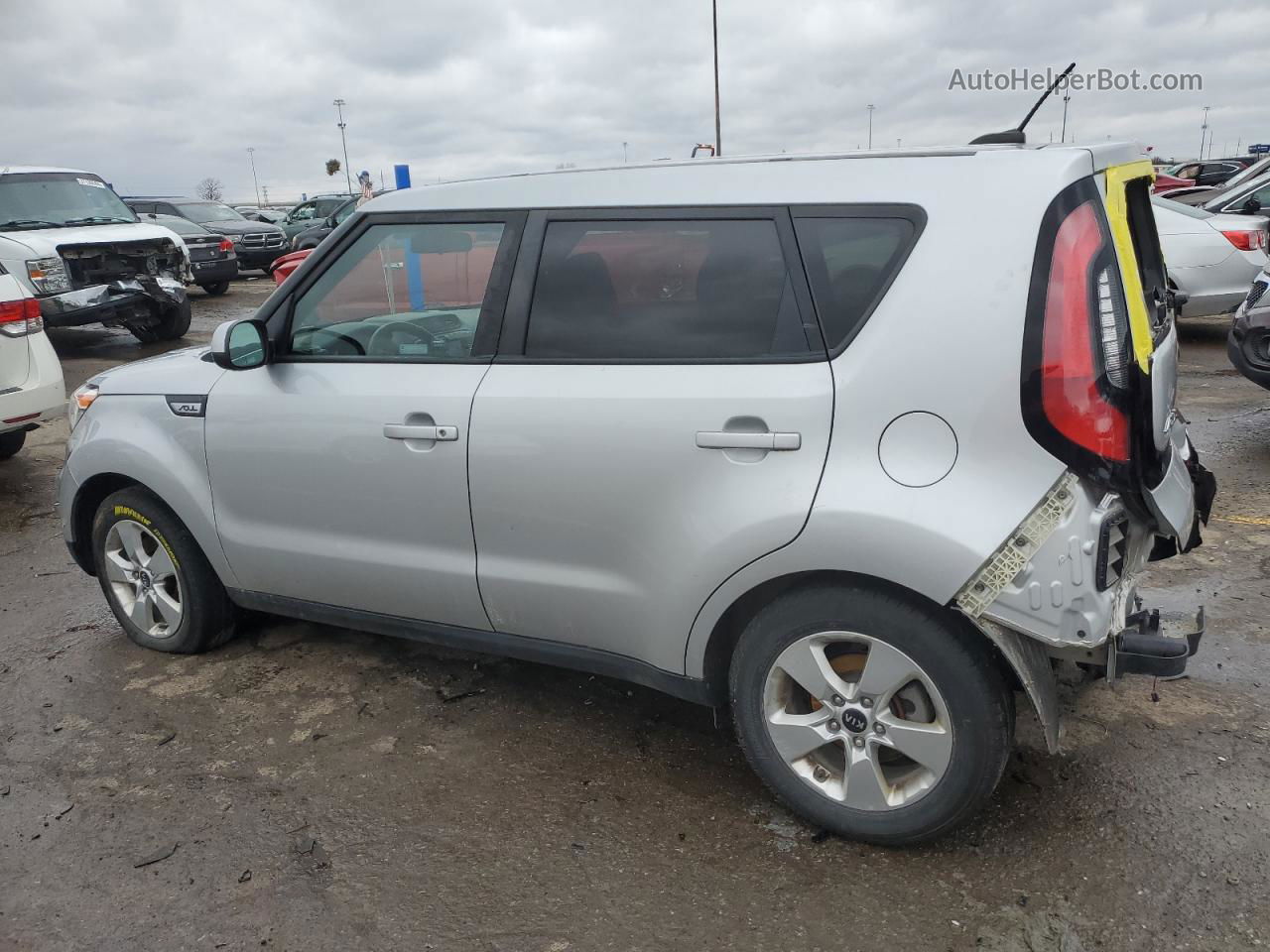 2019 Kia Soul  Silver vin: KNDJN2A26K7012682