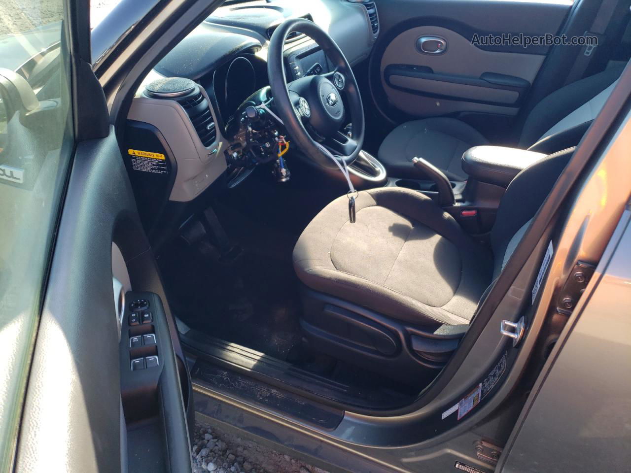 2019 Kia Soul  Gray vin: KNDJN2A26K7674861