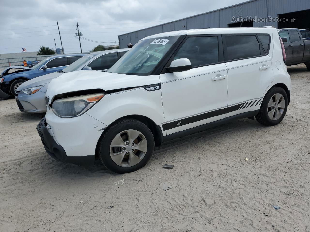 2016 Kia Soul  White vin: KNDJN2A27G7254324