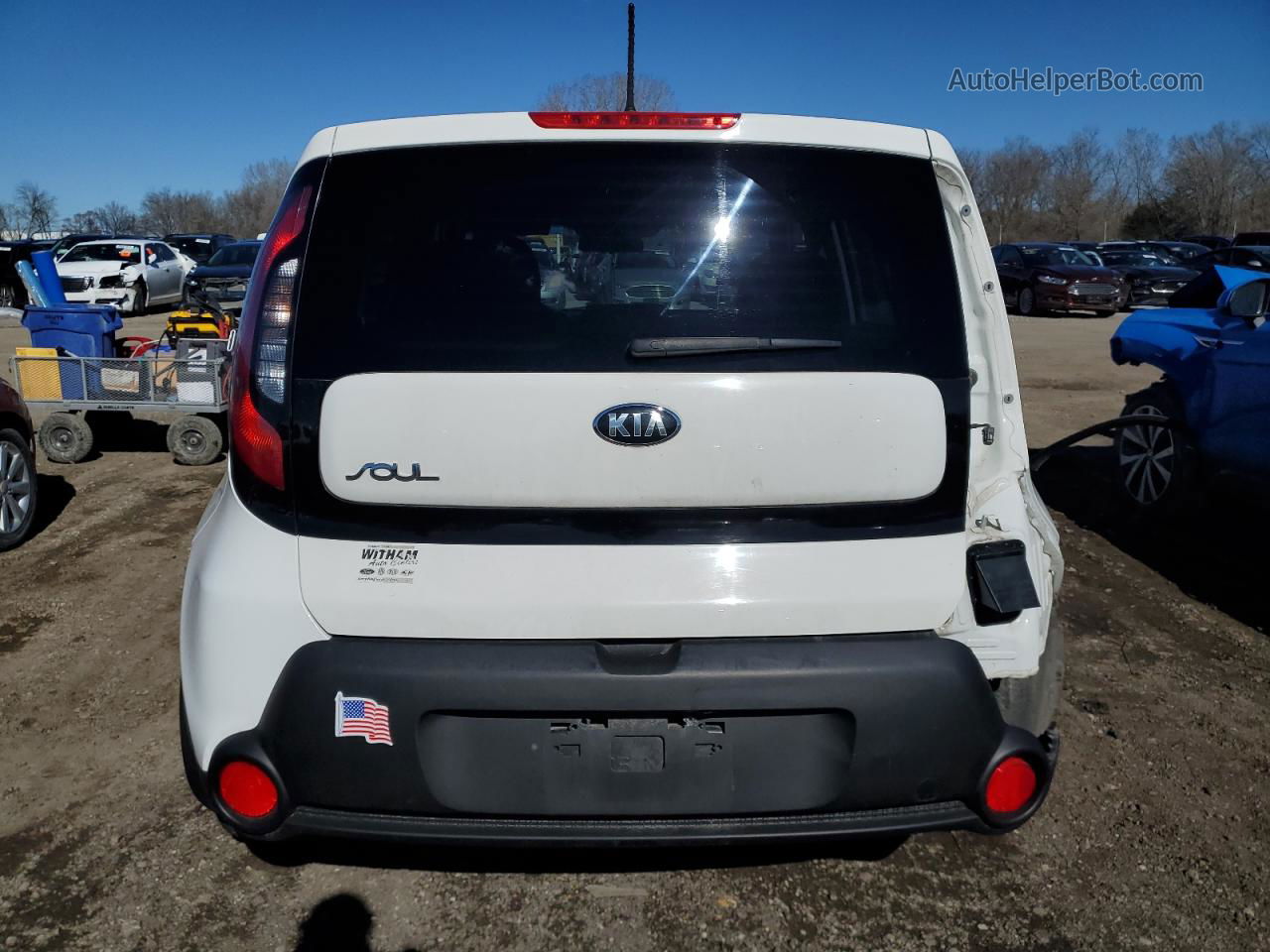 2016 Kia Soul  White vin: KNDJN2A27G7843891