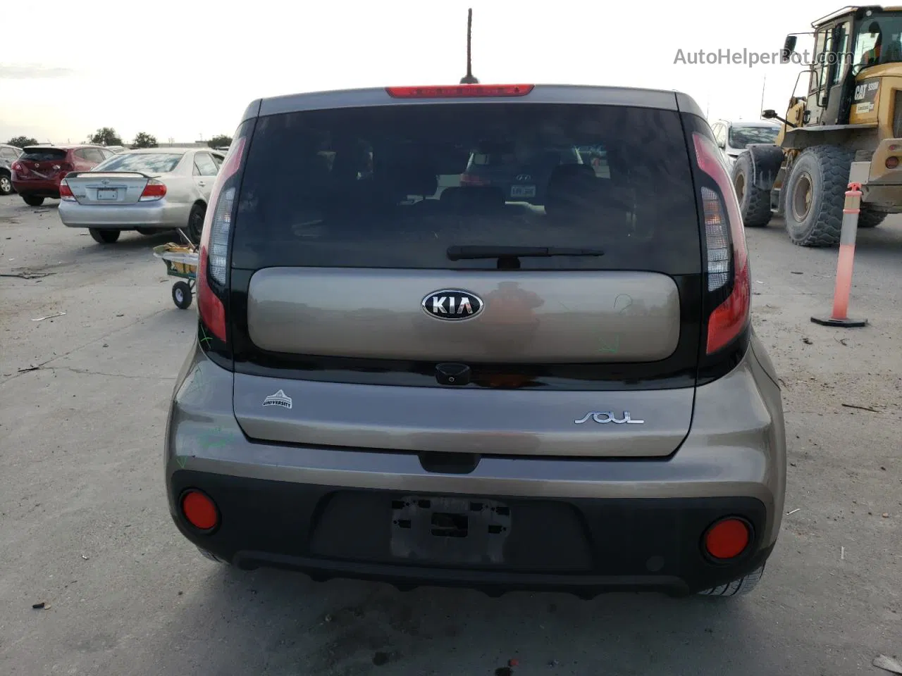 2019 Kia Soul  Gray vin: KNDJN2A27K7025764