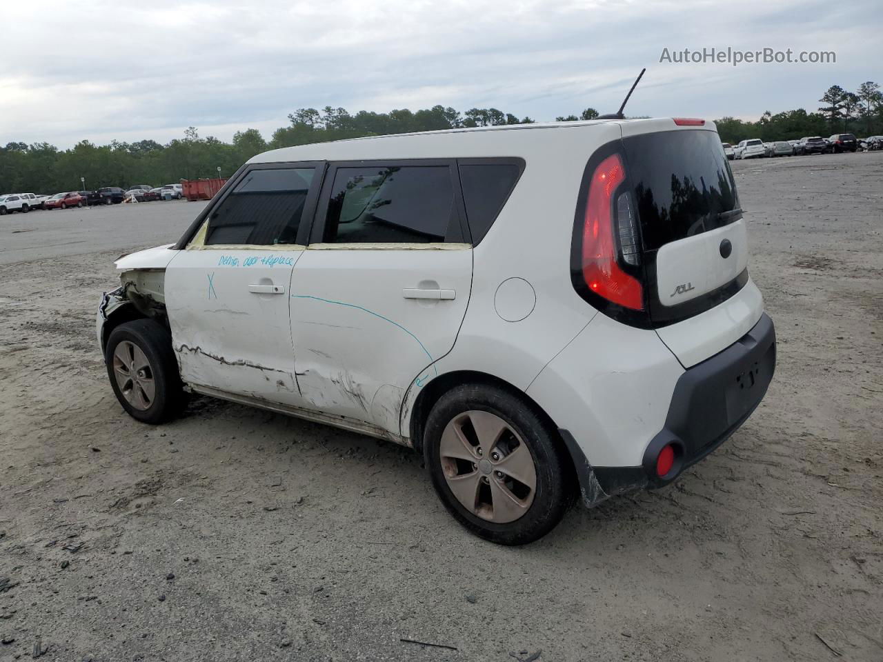 2016 Kia Soul  White vin: KNDJN2A28G7250556