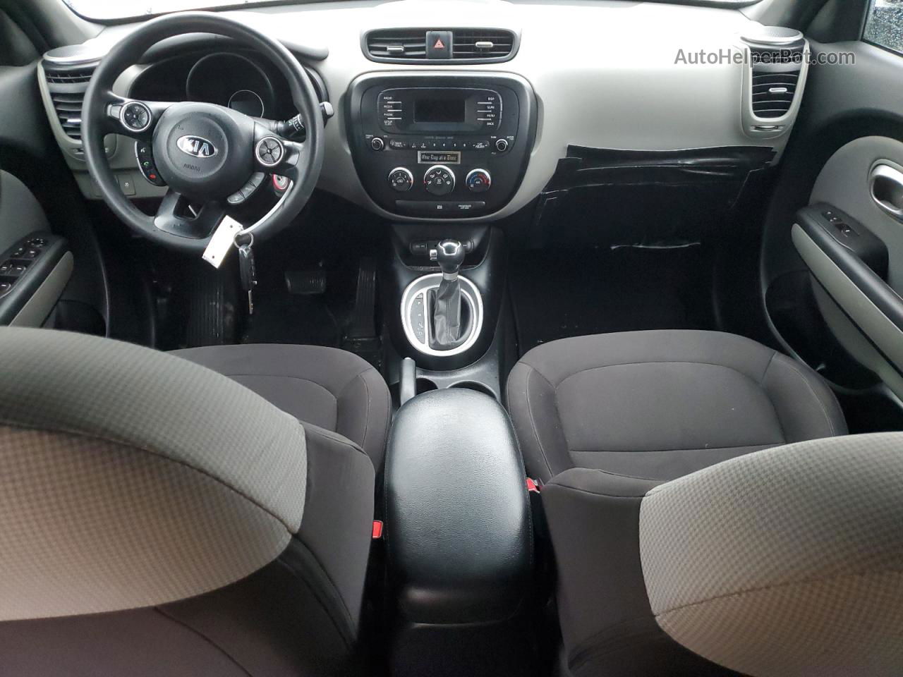 2016 Kia Soul  Черный vin: KNDJN2A28G7314966