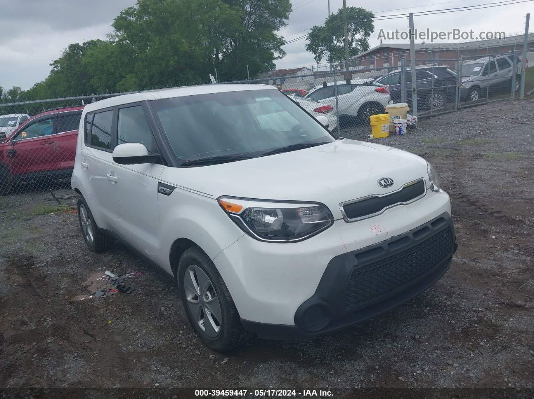 2016 Kia Soul   White vin: KNDJN2A28G7365612