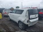 2016 Kia Soul   White vin: KNDJN2A28G7365612