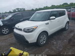 2016 Kia Soul   White vin: KNDJN2A28G7365612