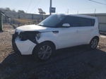 2016 Kia Soul  White vin: KNDJN2A28G7376156