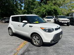 2016 Kia Soul  White vin: KNDJN2A28G7400729