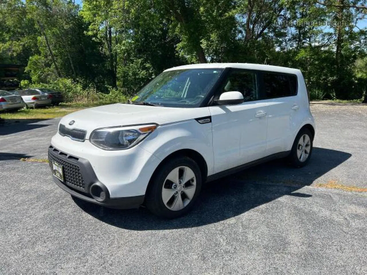 2016 Kia Soul  White vin: KNDJN2A28G7400729