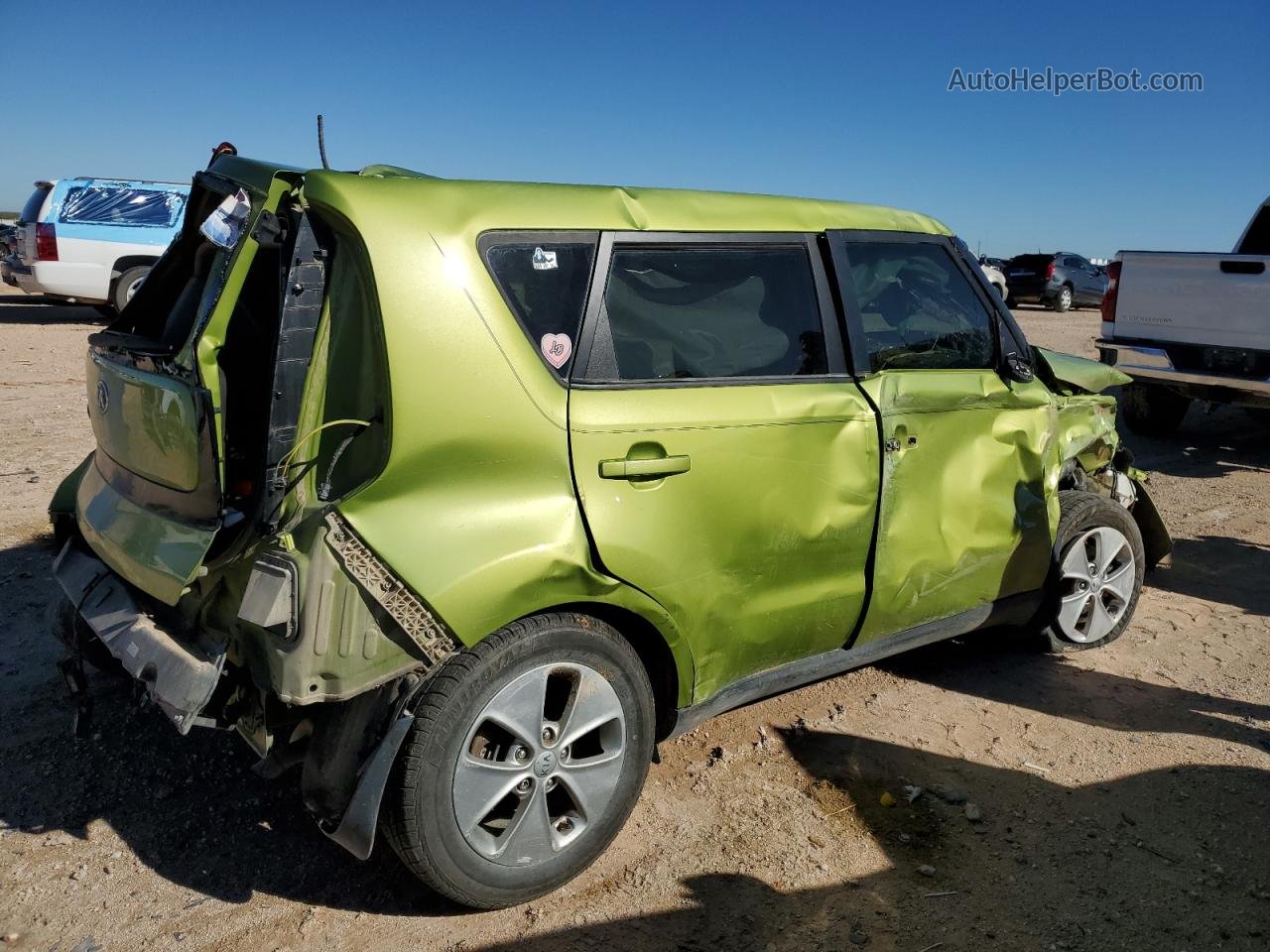 2016 Kia Soul  Green vin: KNDJN2A28G7824914