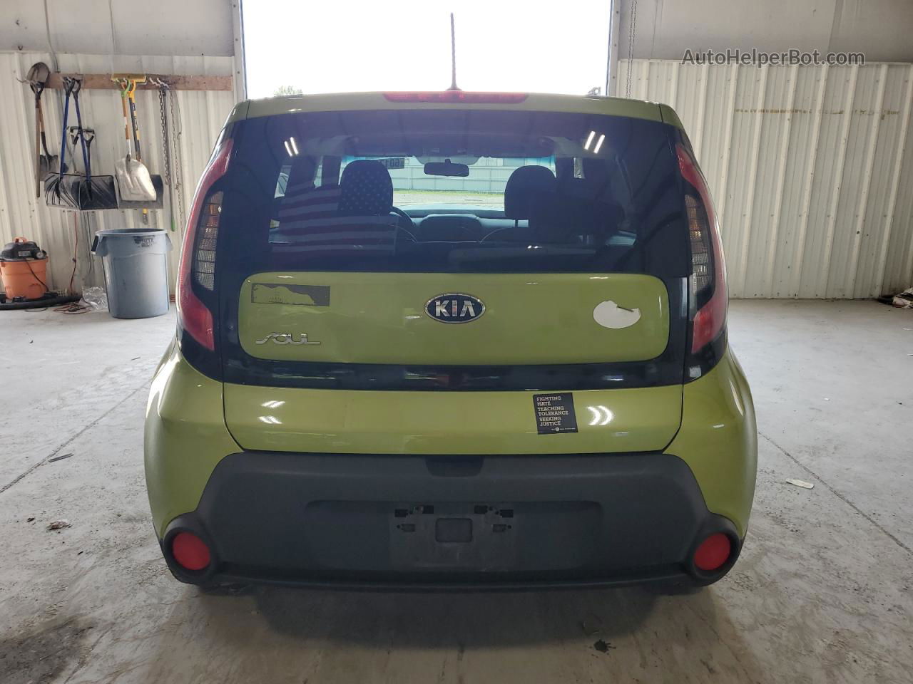 2016 Kia Soul  Green vin: KNDJN2A28G7829174