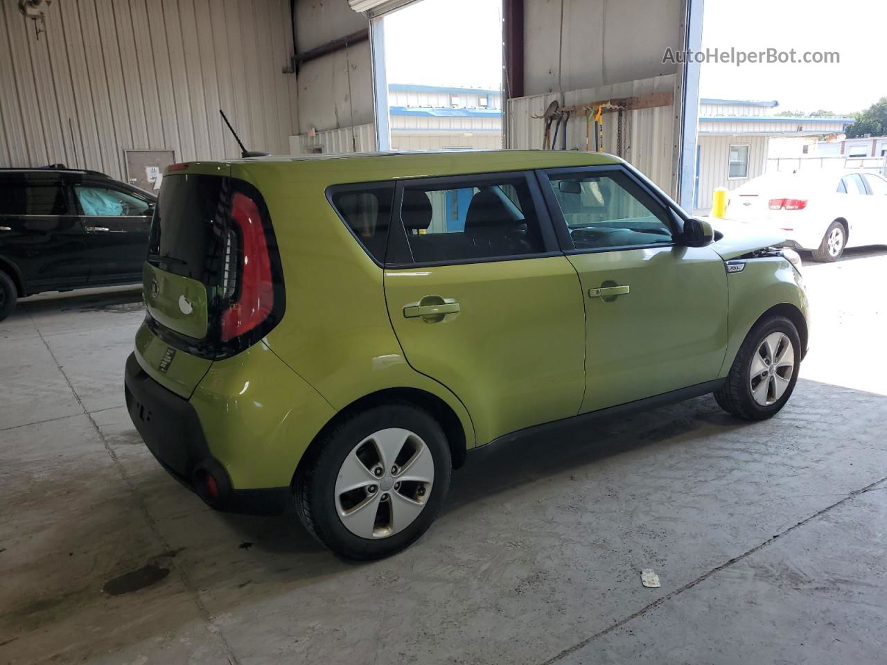 2016 Kia Soul  Green vin: KNDJN2A28G7829174